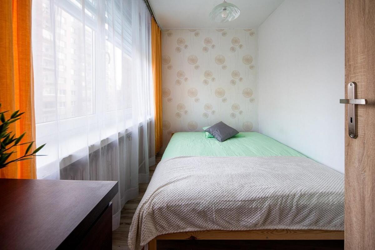 Apartment Like *